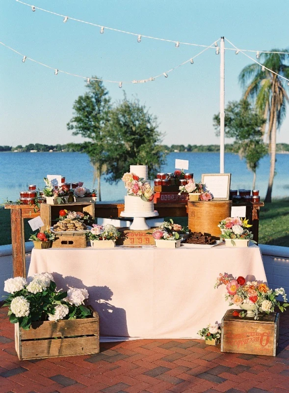 An Outdoor Wedding for Alison and Brett