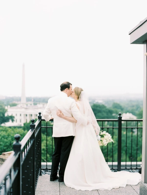 A Classic Wedding for Caroline and Jon