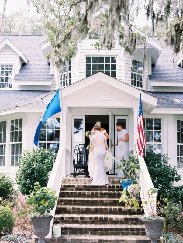 A Classic Wedding for Hayes and Austin