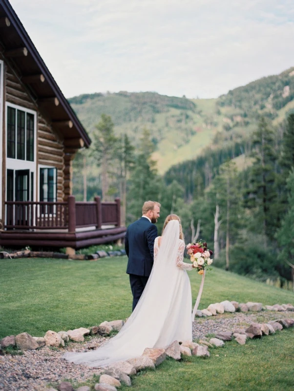 A Country Wedding for Whitney and Eric