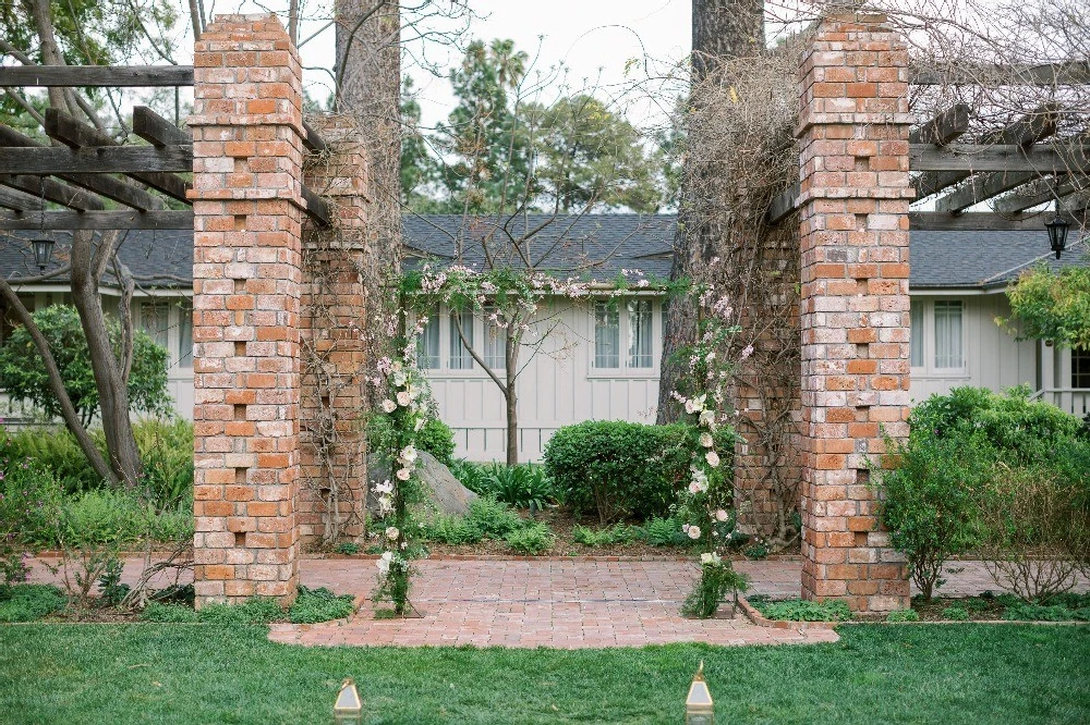 A Modern Wedding for Leslie and Joey