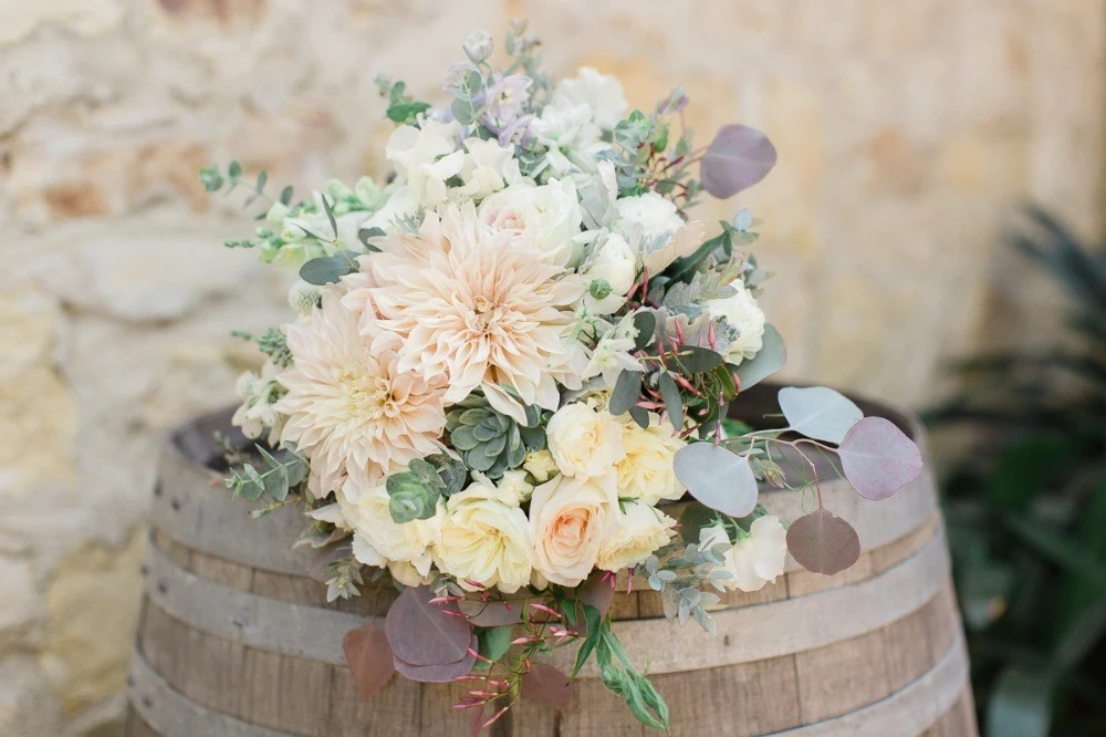 A Rustic Wedding for Ashlee and Ian