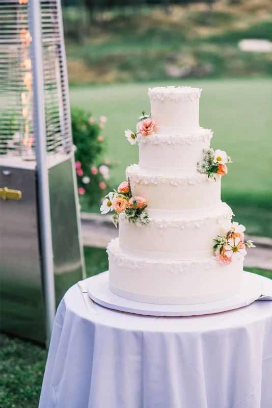 An Outdoor Wedding for Caroline and Chris