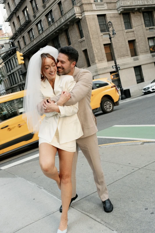 A New York City Elopement That Made the Avenues Its Aisle