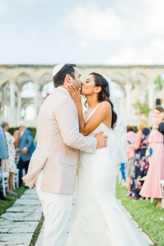 An Outdoor Wedding for Val and Andrew