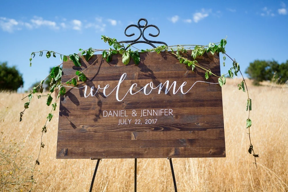 A Rustic Wedding for Jenn and Dan