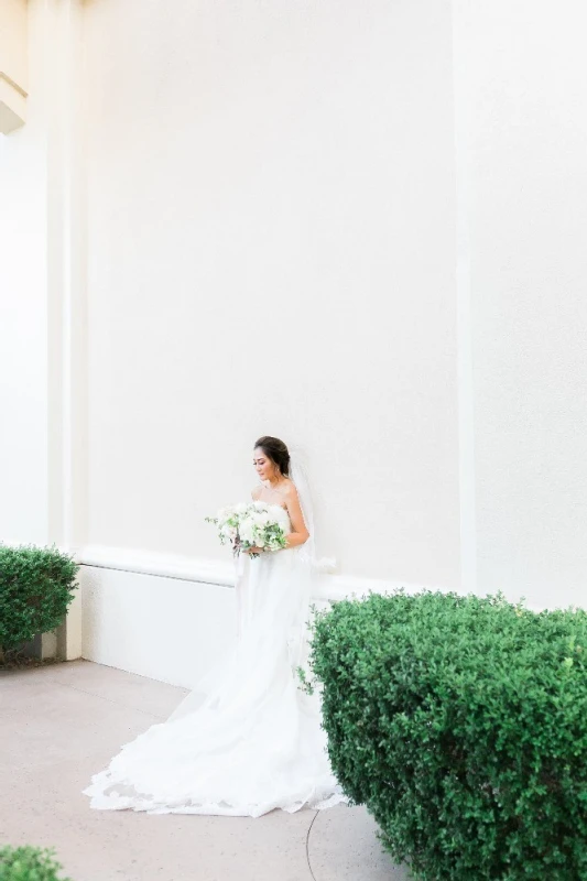 An Indoor Wedding for Catherine and Jordan