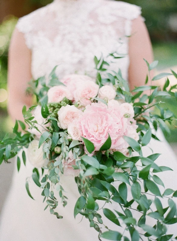 A Classic Wedding for Ellen and Mike