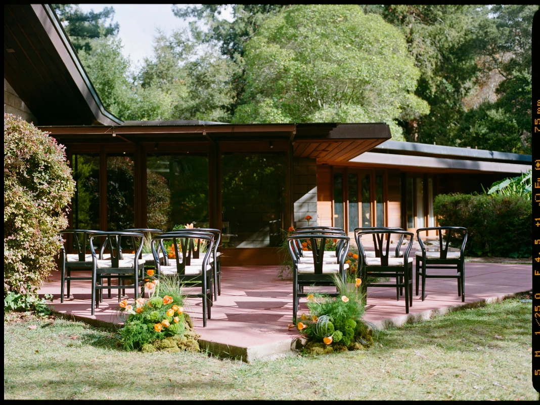 A Mid-Century Modern Affair