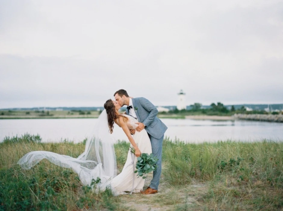 A Beach Wedding for Jenna and Peter