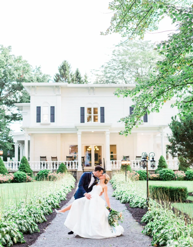 A Classic Wedding for Chelsea and Austin