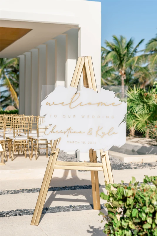 A Beach Wedding for Christina and Kyle