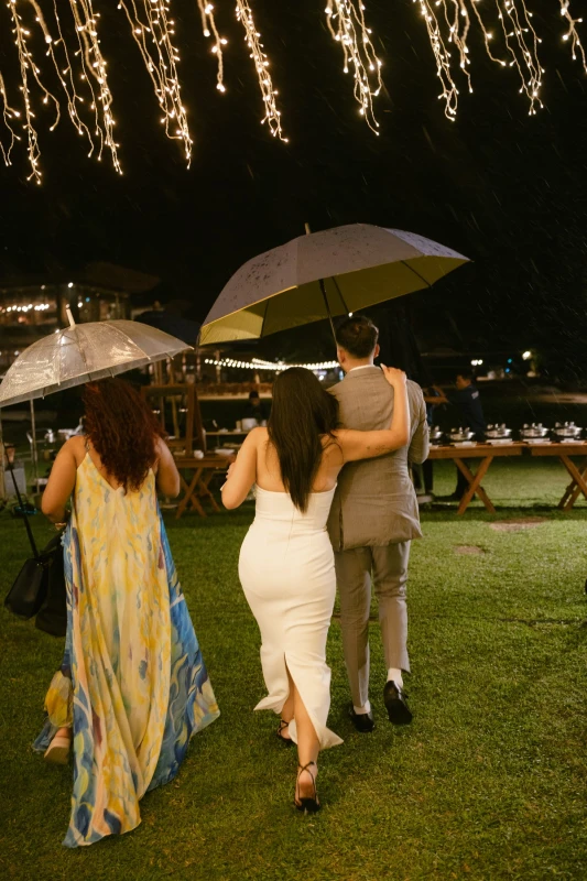A Seaside Wedding for Christina and Shaun