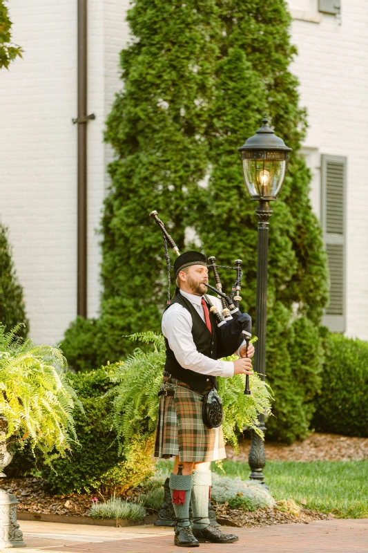 An Intimate Wedding for Colleen and Michael