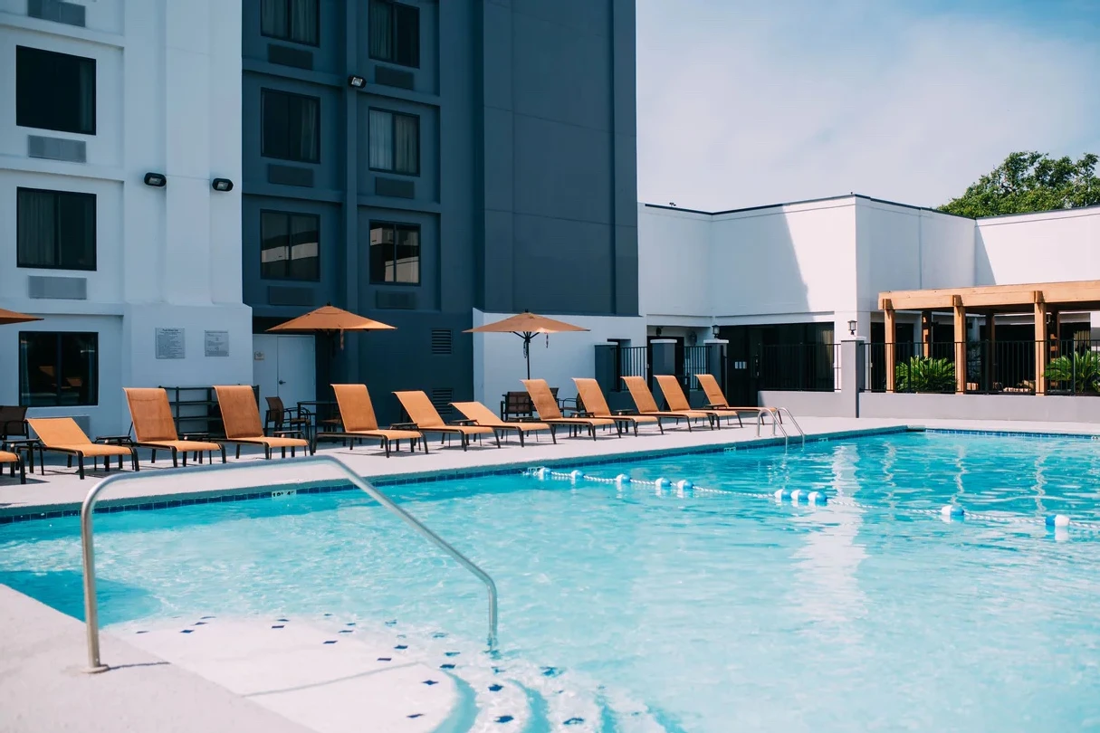 Courtyard Gulfport Beachfront