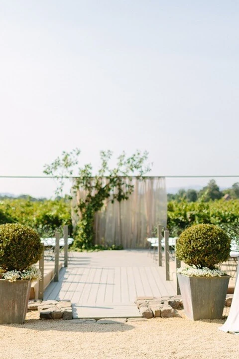 An Outdoor Wedding for Sophie and Michael