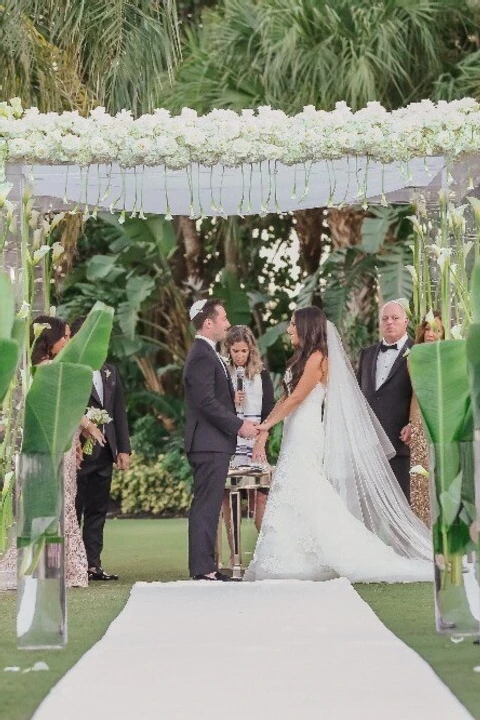 A Beach Wedding for Jillian and Drew