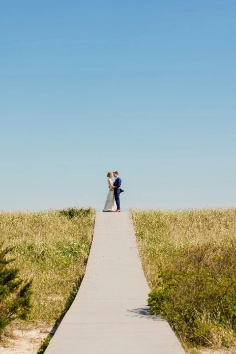 A Classic Wedding for Jenn and Dan