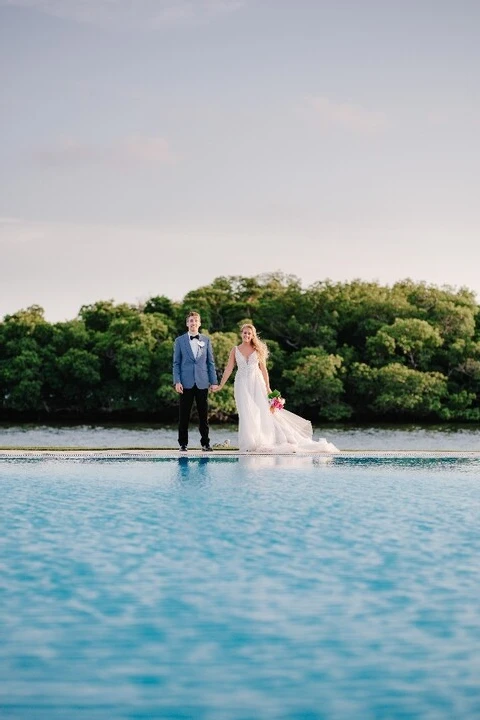 A Beach Wedding for Alex and Stefan