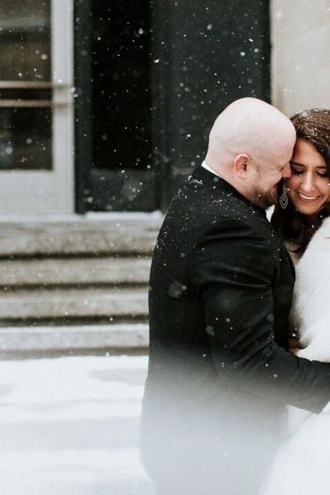 An Indoor Wedding for Hannah and Nick