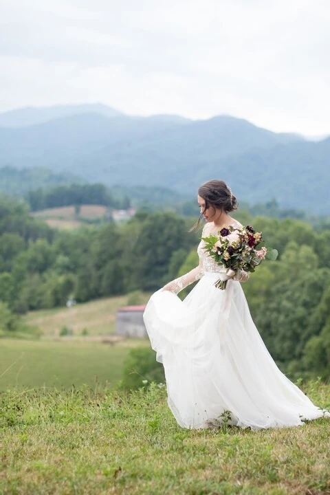 A Rustic Wedding for Samantha and Josh