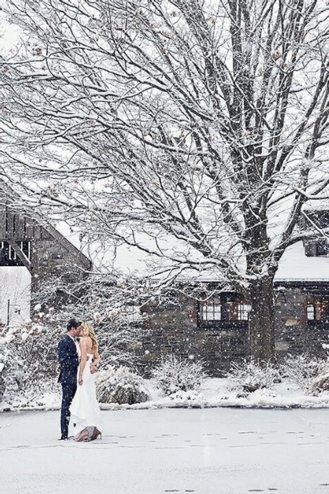 A Country Wedding for Anni and Ash