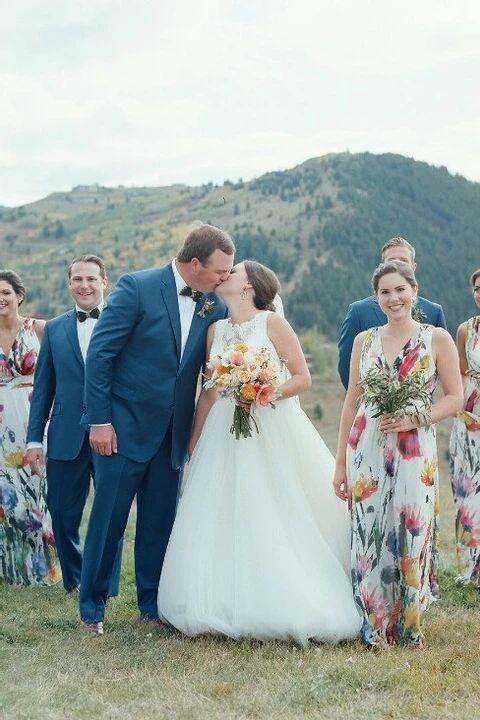 A Mountain Wedding for Vanessa and Woods