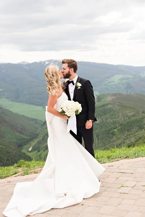 A Mountain Wedding for Lanie and Aj