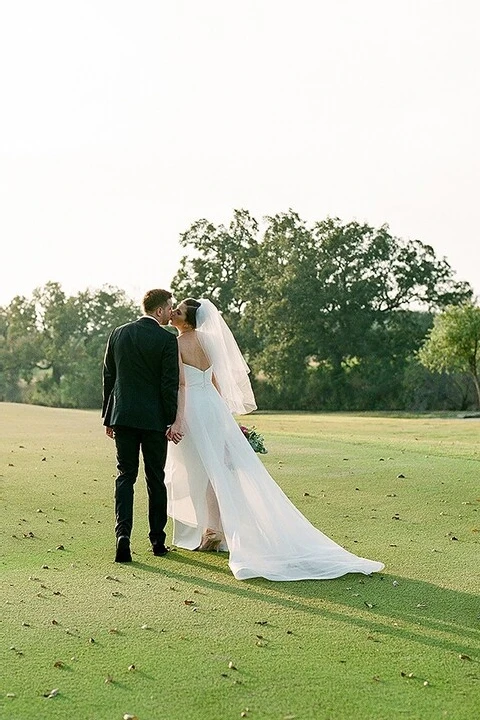 A Beach Wedding for Paula and David