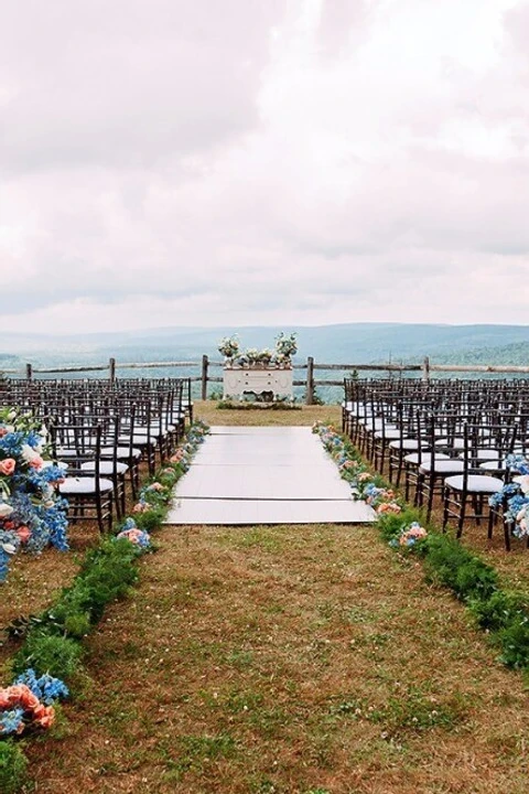 A Wedding for Jenny and Madison