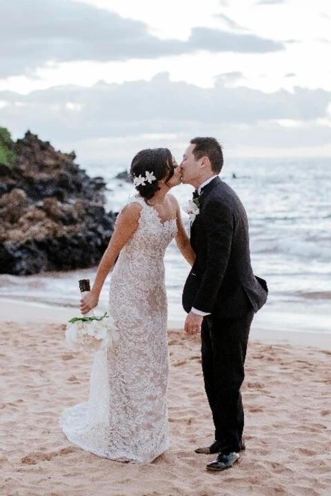 A Beach Wedding for Melanie and Tim