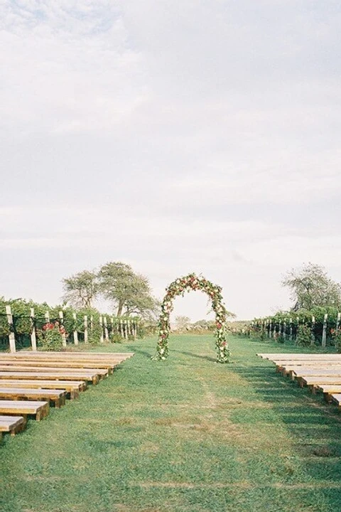 A Classic Wedding for Nikki and James