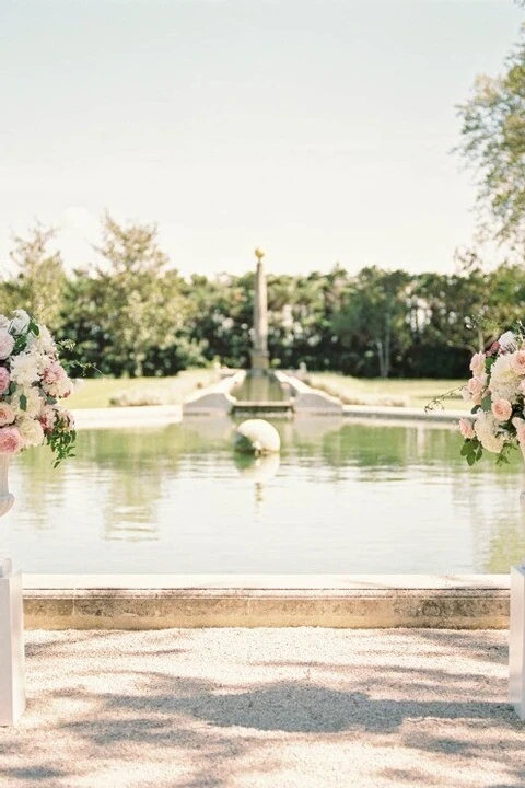 A Classic Wedding for Charlotte and Maxim