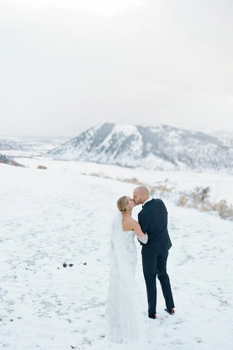 An Indoor Wedding for Becca and Zach