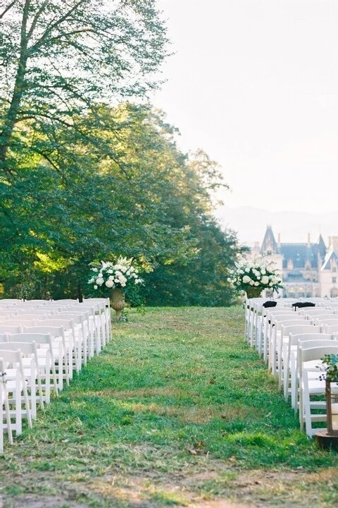 A Classic Wedding for Courtney and James