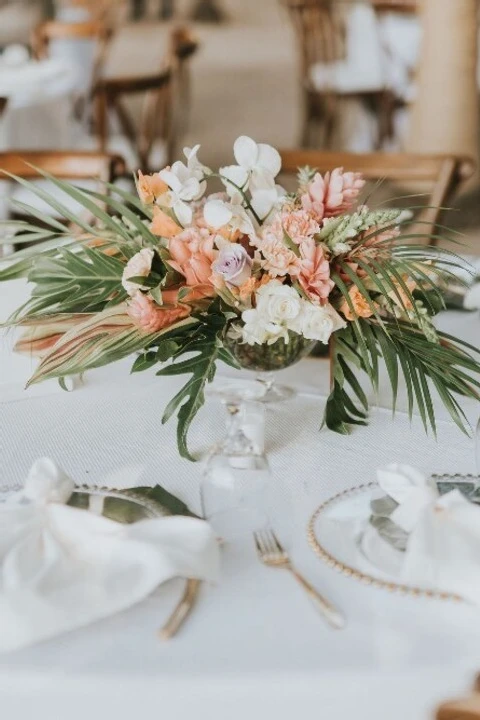 A Beach Wedding for Areli and Jorge