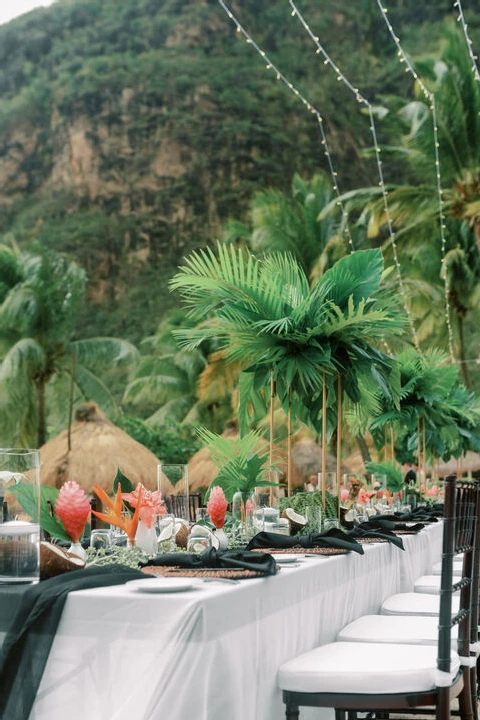 A Beach Wedding for Alexi and Billy