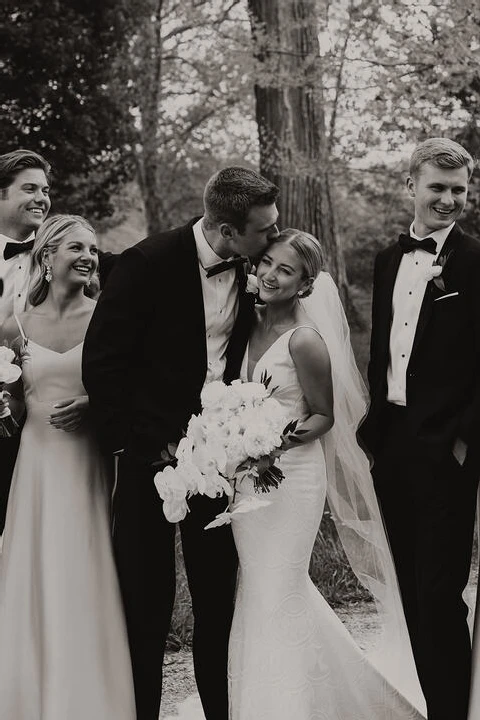 A Glam Wedding for Allyson and Connor