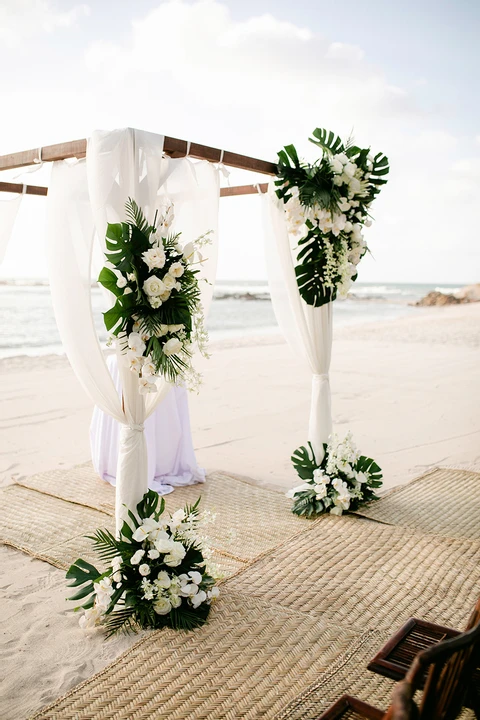 A Beach Wedding for Anne and Greg