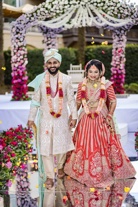 A Glam Wedding for Anushka and Danny