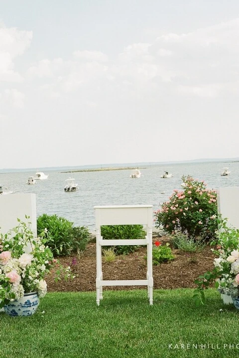 A Classic Wedding for Elizabeth and Ted