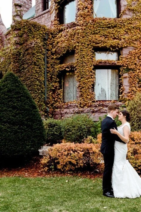 An Indoor Wedding for Lauren and Karl