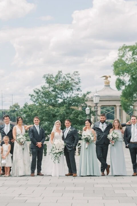 A Classic Wedding for Cassie and Bryan