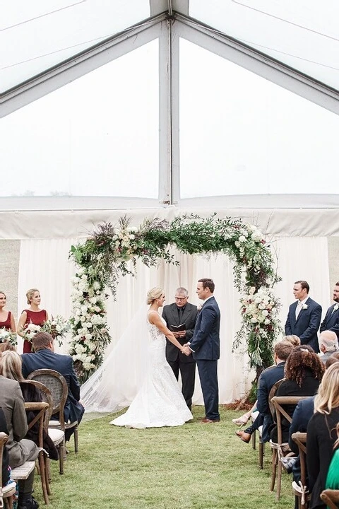 A Classic Wedding for Caroline and Ben