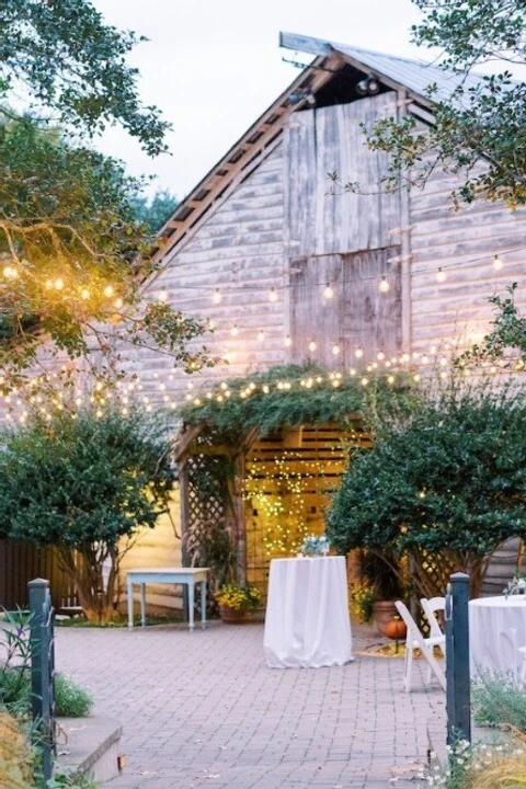 A Rustic Wedding for Erin and Alex