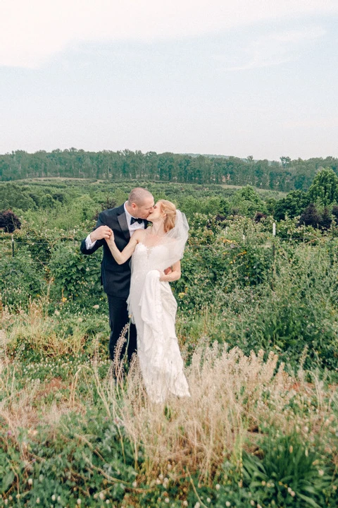 An Outdoor Wedding for Cara and Keenan