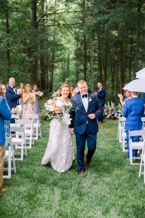 A Classic Wedding for Carrie and Michael