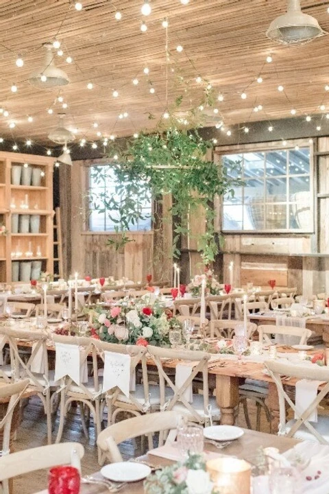 A Rustic Wedding for Christina and Jeff