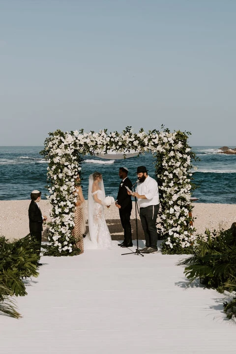 A Beach Wedding for Danielle and Nathan