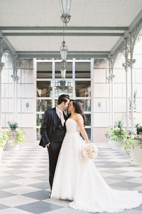 A Classic Wedding for Kimberly and Derek